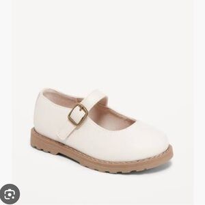 Old Navy Mary Jane Shoes